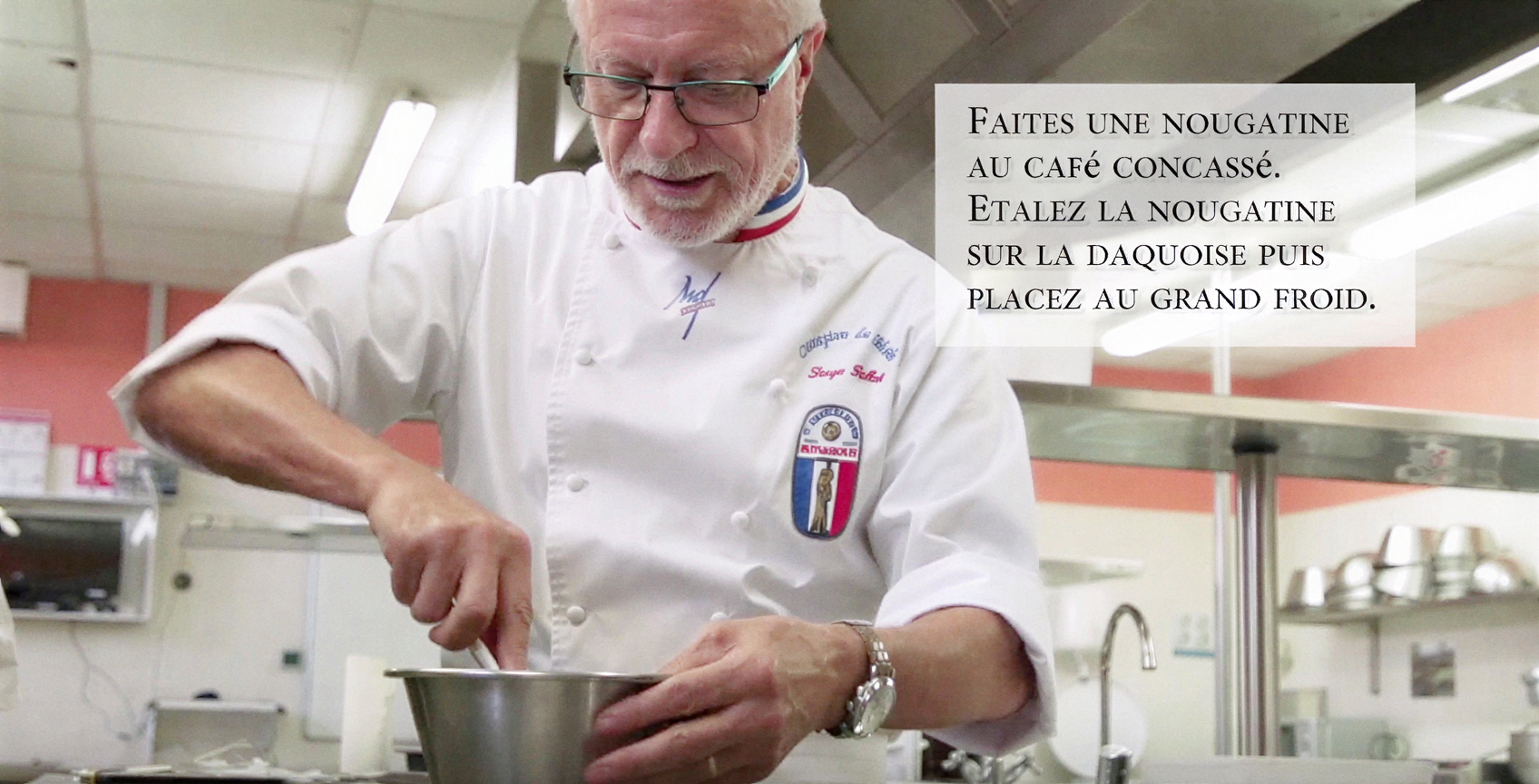 Nougatine café pointu — grains concassés